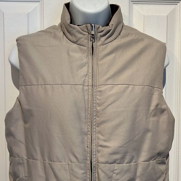 ‎Kirkland Signature Brown/Cream Reversible Vest Size S - Picture 10 of 13